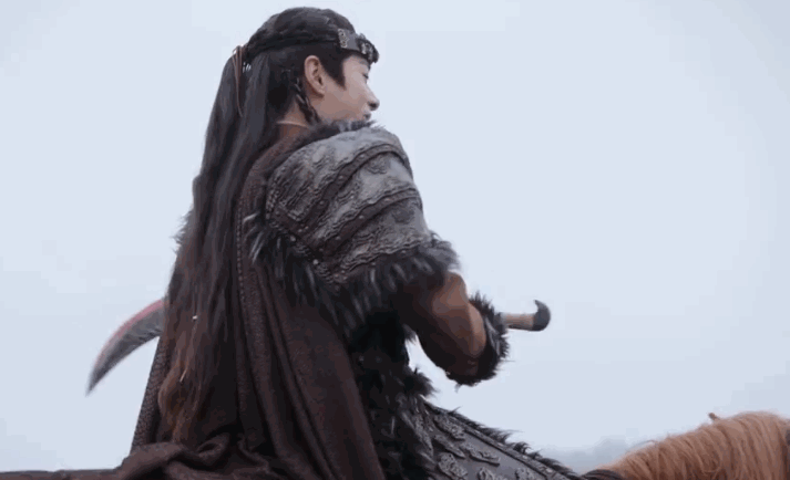 颜值不够别硬演“美男摘面具”，谁惊为天人，谁让你想反手罩回去