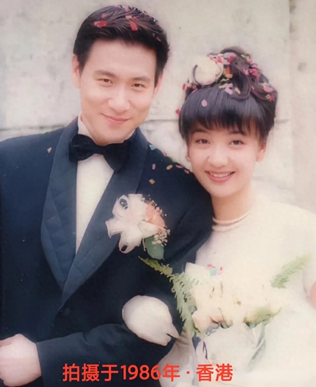 陈慧娴罕现身,58岁的她好神秘,这个做奶奶的年纪,她仍孤身一人