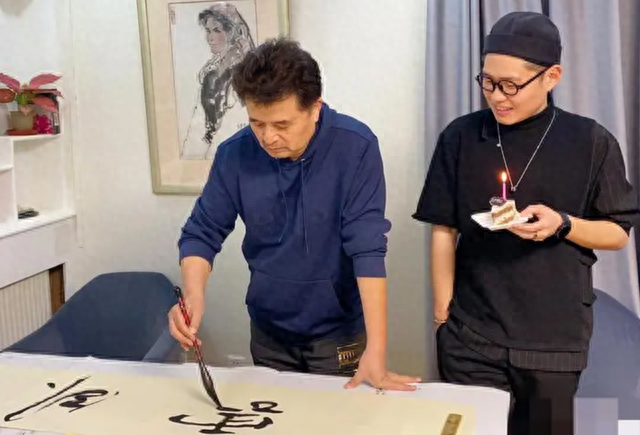 善恶终有报，当初口不择言的毕福剑，64岁最终活成了一个“笑话”