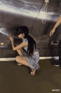 新型冠状肺炎|老婆打疫苗非要穿露肩连衣裙,戴着口罩就不怕丢脸了吗?