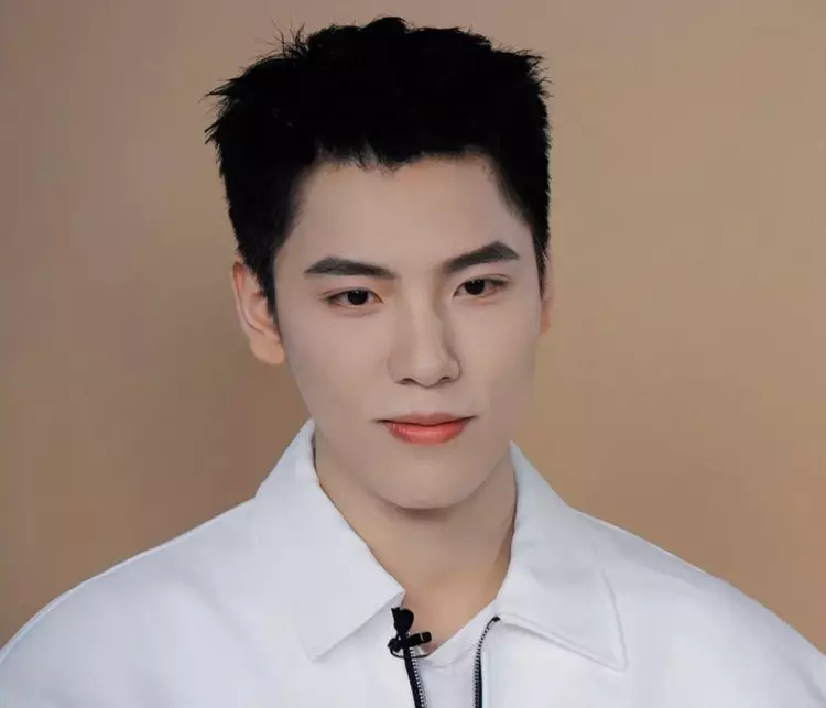 明星|出道后去“动脸”,“换了头”还称纯天然,这些明星不羞吗?