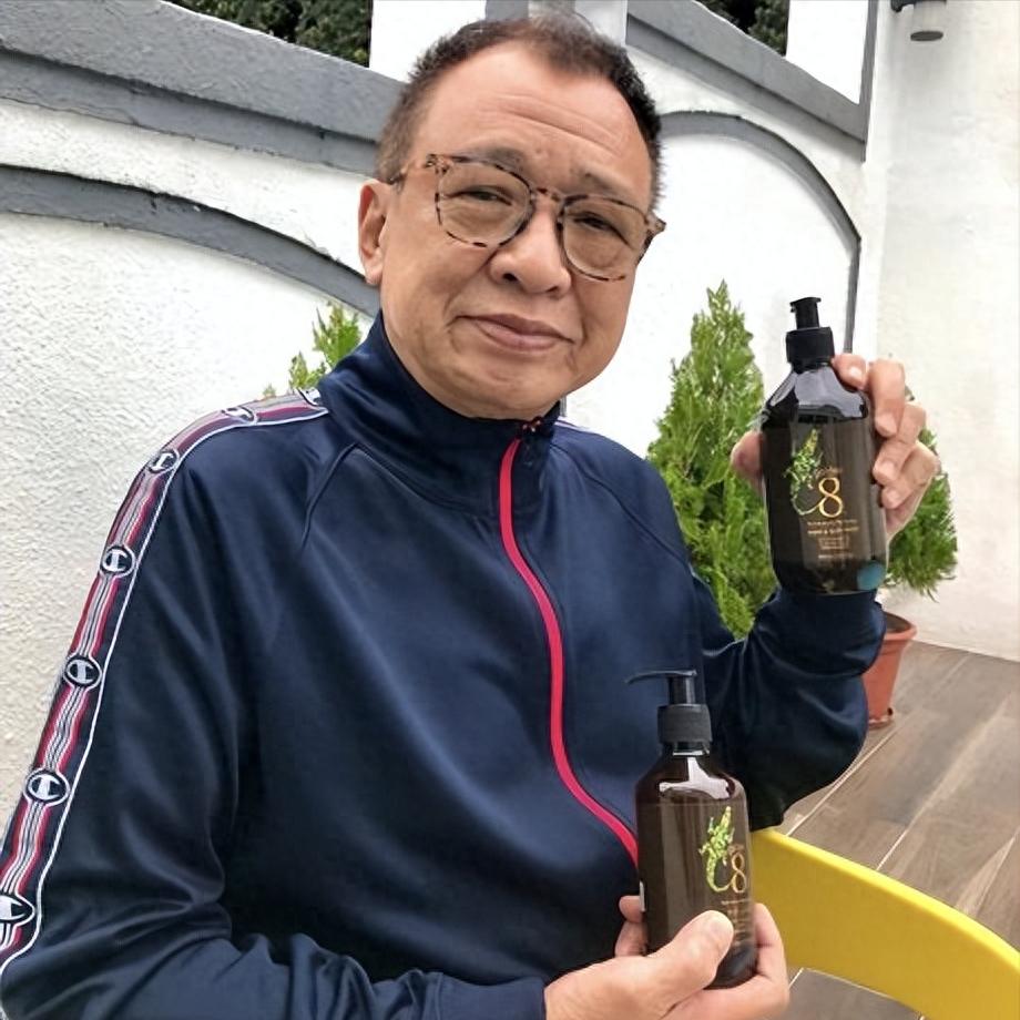 国内赚钱国外花！这6位著名明星移居国外，住豪宅开豪车