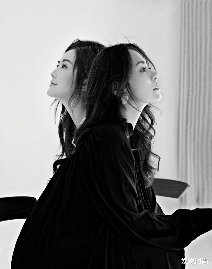 阿娇和阿Sa同款穿出亲密感,同色穿出协调感,和好闺蜜就这么穿