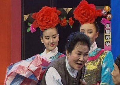 董洁|被刘嘉玲封杀,王大治只是挡枪,董洁跟梁朝伟还能瞒多久?