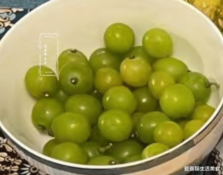 |一家三口的午餐,我做了5个菜,老公骂我不买菜,不想吃饭想吃面!