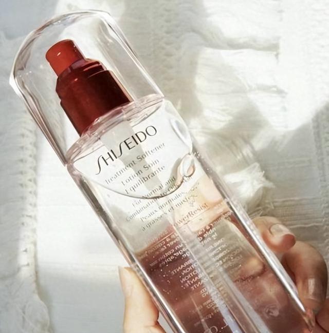 这些精华液口碑不错，可以实现了多重护肤效果，有效改善皮肤状况