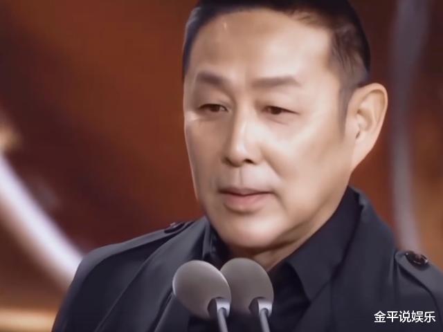 陈道明|“老戏骨”陈道明也整容？下巴又尖又翘，脸肿不自然疑似还没恢复