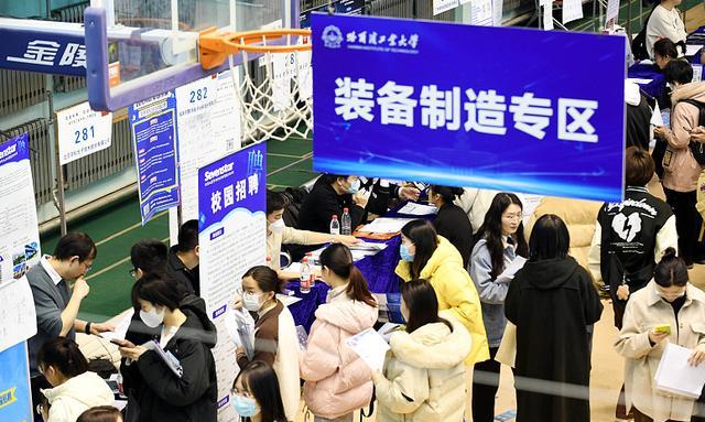 大学生|应届生参加春招爱犯的4种错误，容易成为减分项，可别弄反了