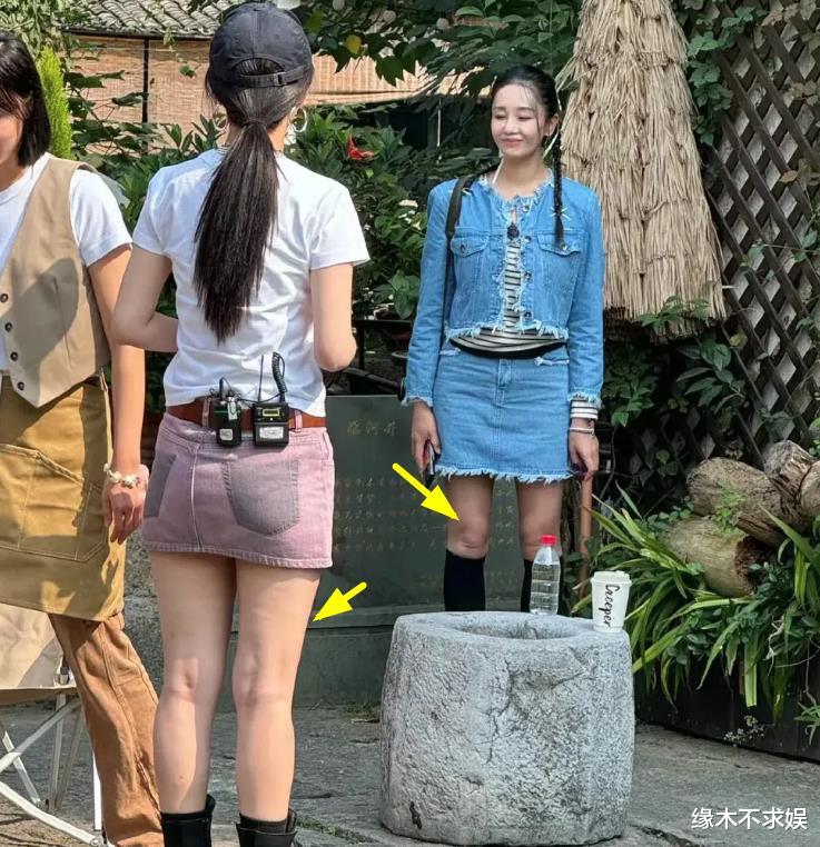 36岁李菲儿浙江录综艺，大腿粗壮胖20斤，下巴分层疑医美失败！