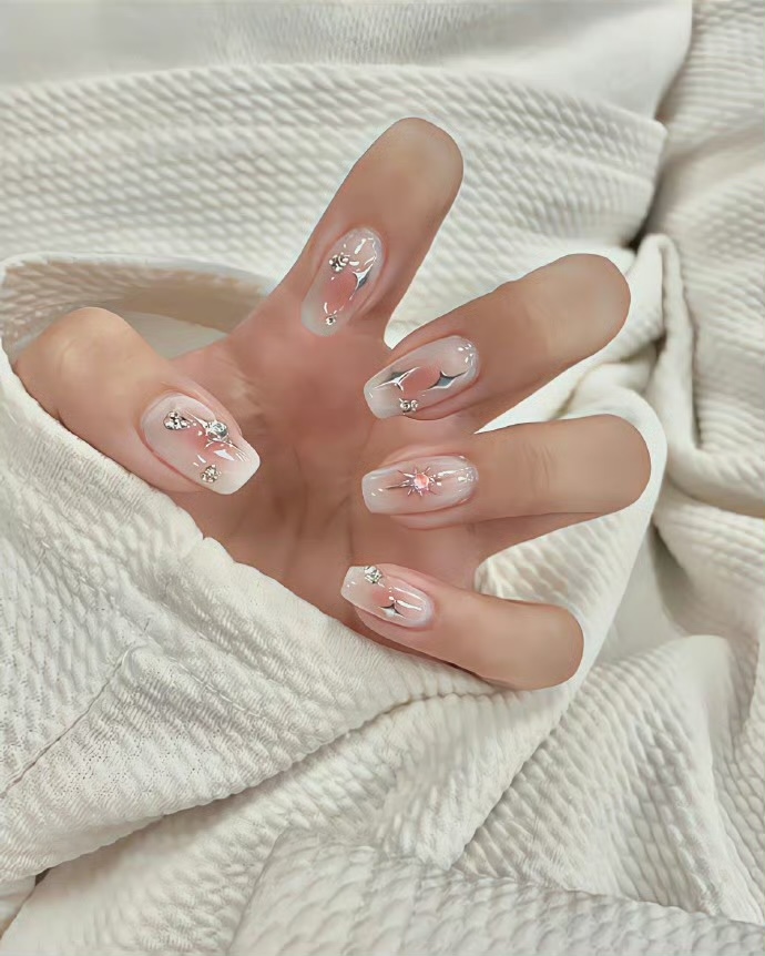 来丰富一下好看的美甲\uD83D\uDC85\uD83C\uDFFB