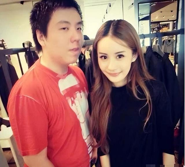 连王思聪都佩服“高端女玩家”，母凭子贵得9亿，山鸡一夜变凤凰