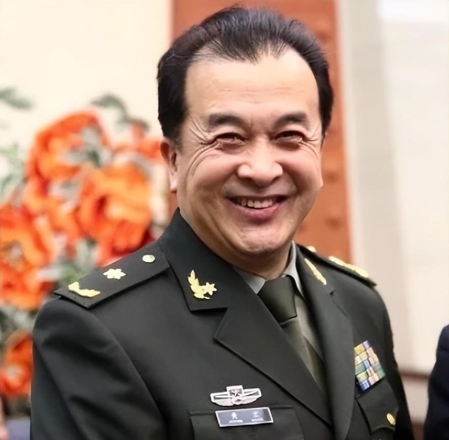 黄宏不再隐瞒,大方揭露被“免职”的真实原因,人事只是个幌子