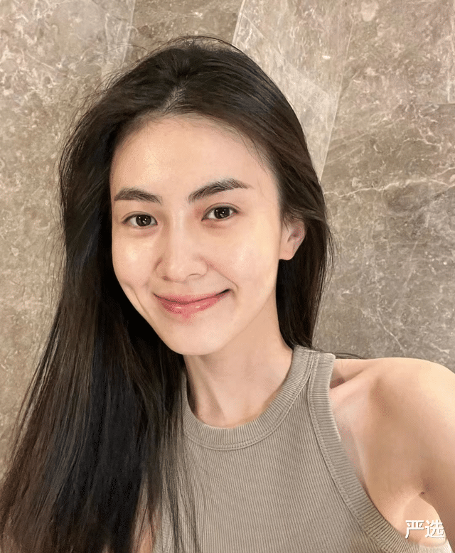 上年纪的女人,有条件建议用这几款面霜,保湿又滋润