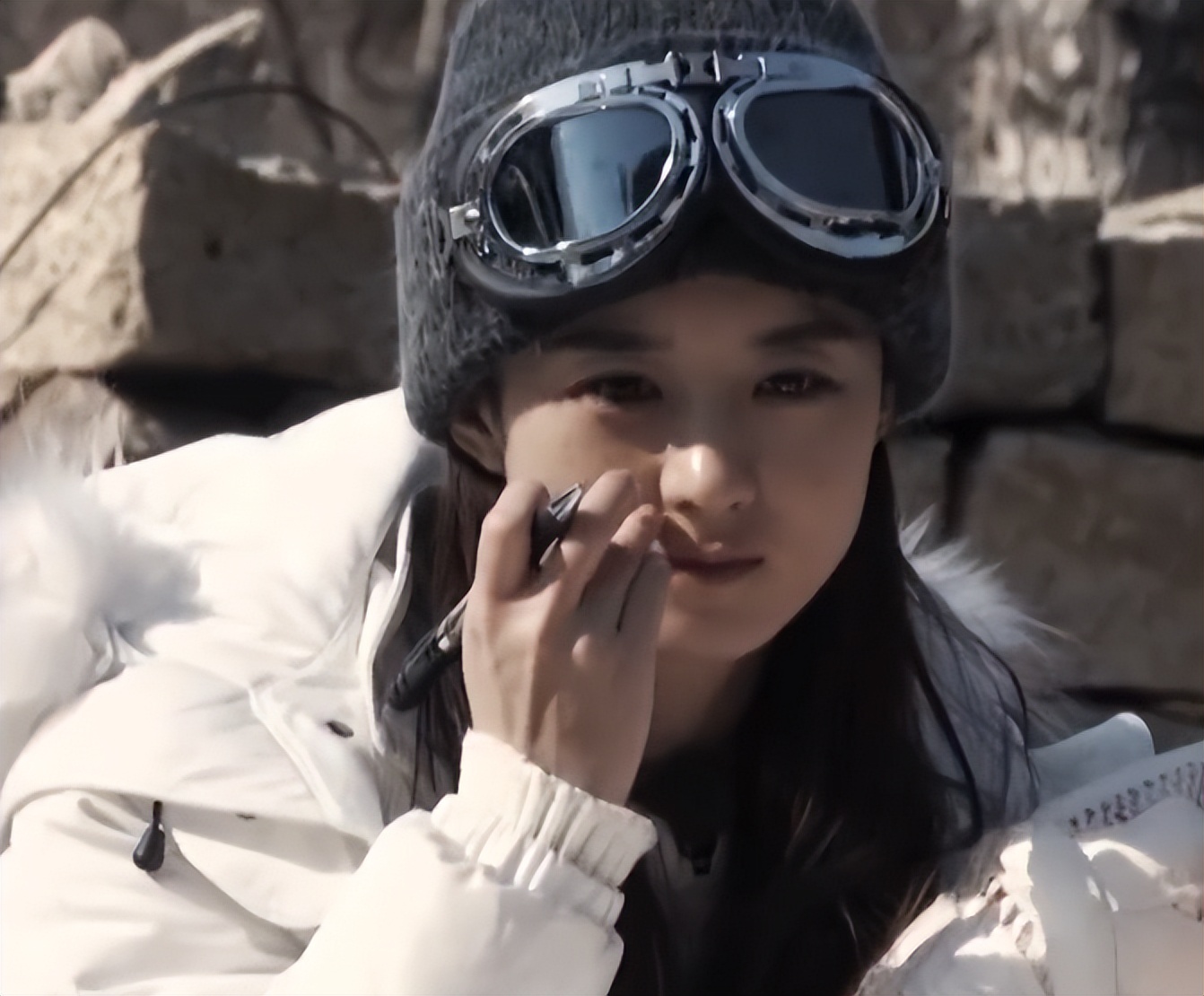 向往的生活|《向往的生活》被人民文娱点名，不是夸是批评，直戳芒果台肺管子