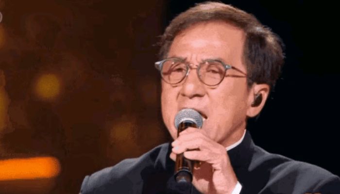 央视这次是真没给面子,删了“歌神”全部片段,曾公开否定毛不易