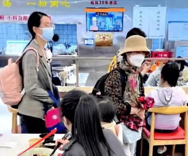 桂林旅游|插队母女桂林旅游，入住酒店遭店家拒绝，监控画面曝光引网友称赞