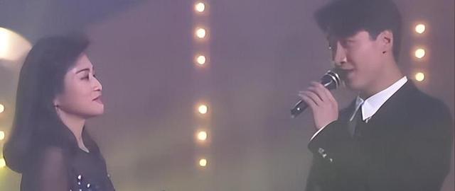 四大天王里“最不起眼”的黎明，现如今已走上了另一条康庄大道！