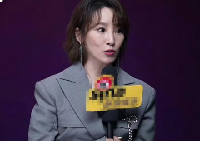 中年女星夏日近照：谢楠瘦削，卢靖姗自嘲脸塌，40岁蒋欣瘦了
