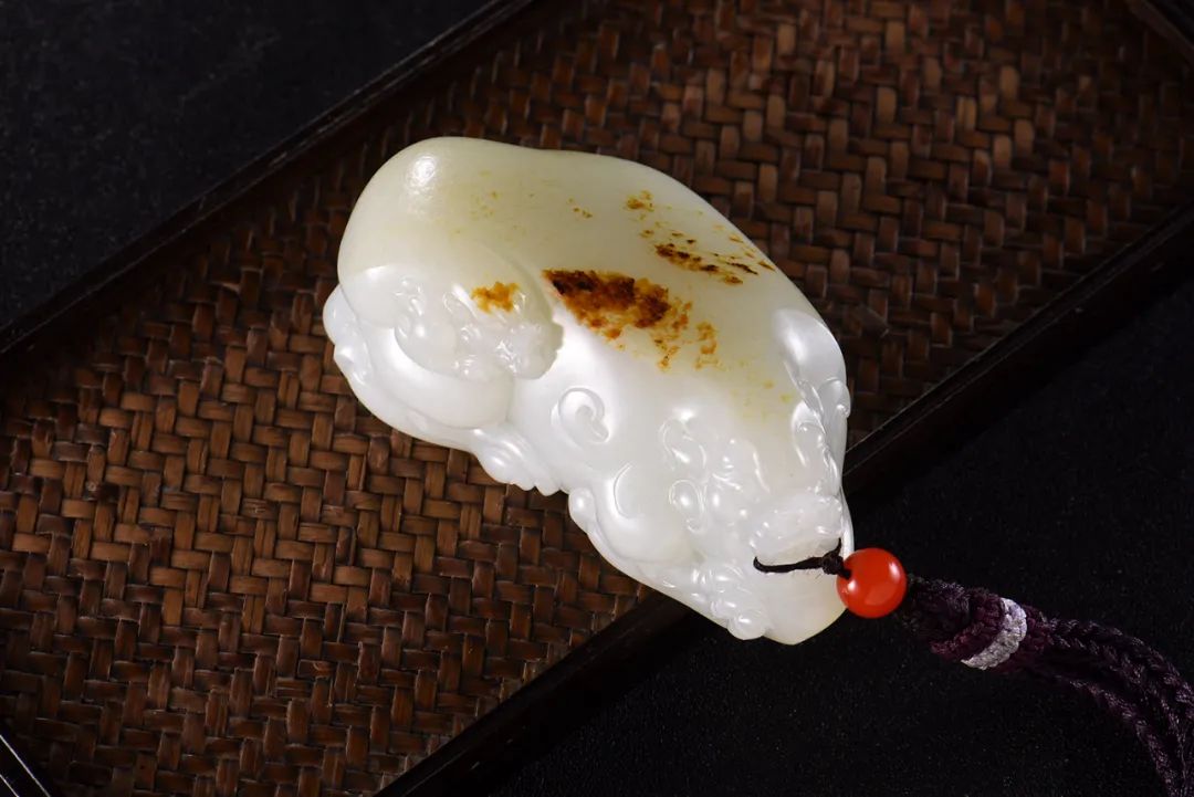 软萌玉雕碰撞威猛玉雕！