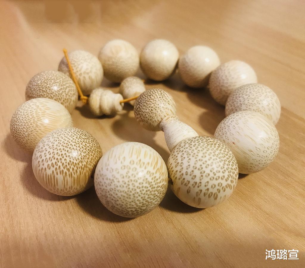 文玩|文玩手串如何挑选？去繁从简只说重点！