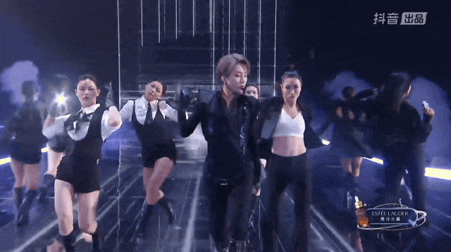 久违的大型晚会：周深沁人心脾，檀健次好酷，黄绮珊任贤齐开口跪