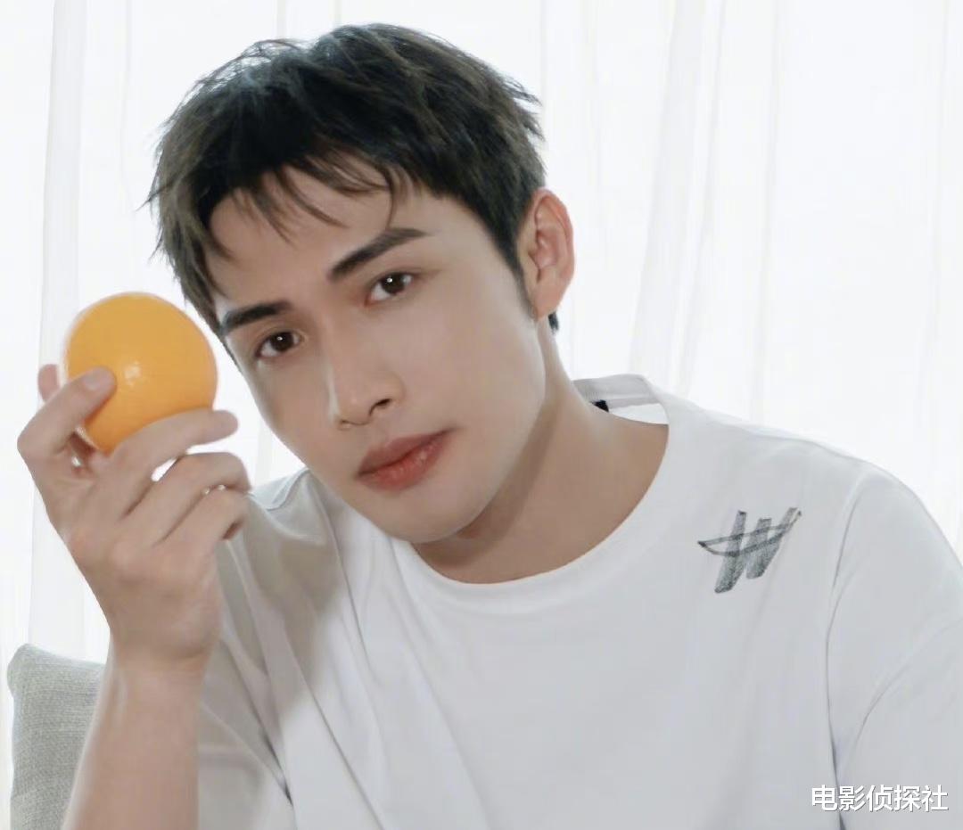 大瓜!网曝张彬彬隐婚生子,父母抱孙子乱逛,妻子疑是圈内人