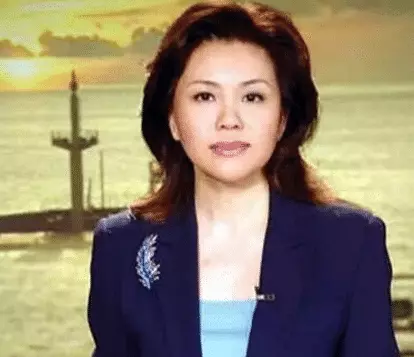 主持人肖晓琳:55岁退休在美国病逝,临终遗言给世人敲醒了警钟