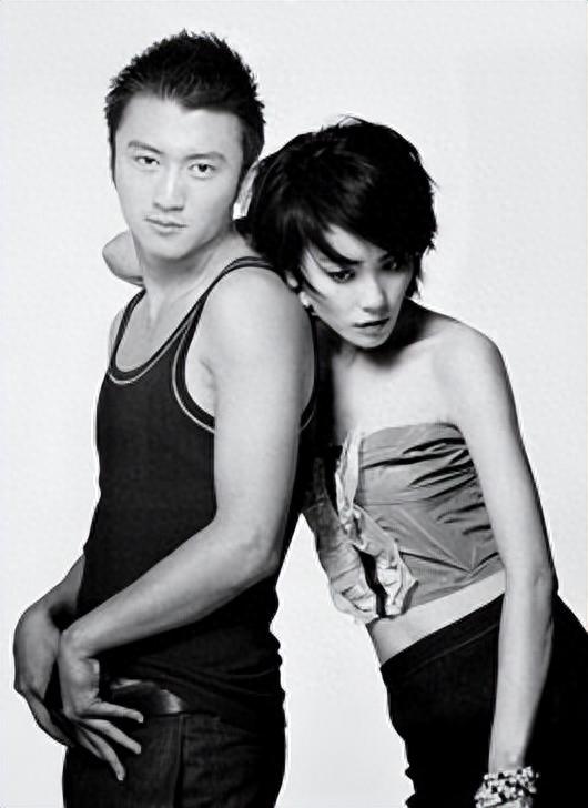 王菲被问还要生孩子吗？她脱口而出的三个字，谢霆锋都愣了