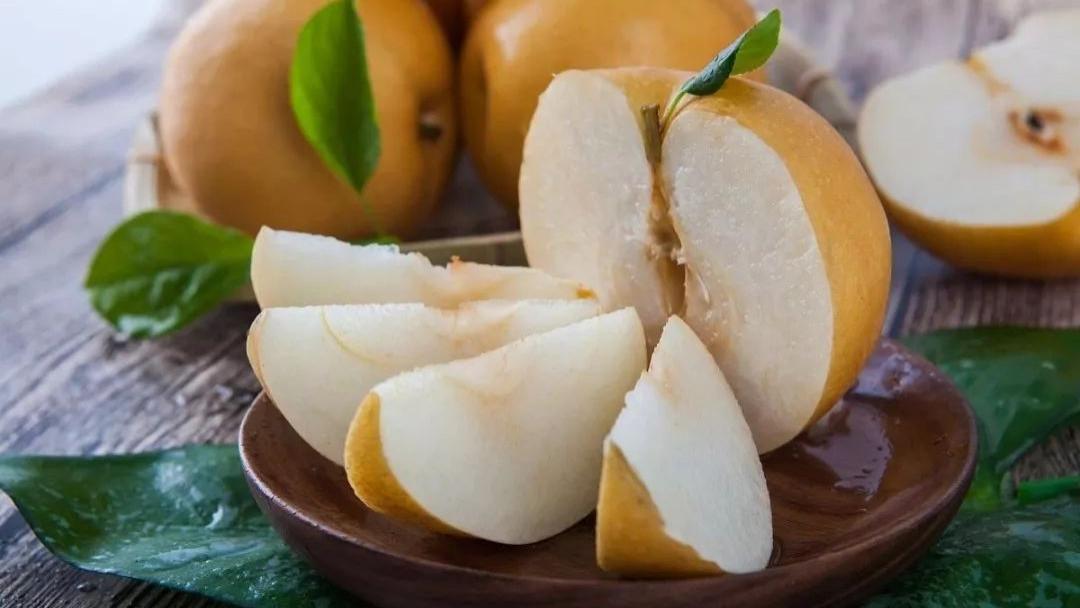|梨的“死对头”，医生提醒：二者万不可同吃，吃梨的禁忌要牢记