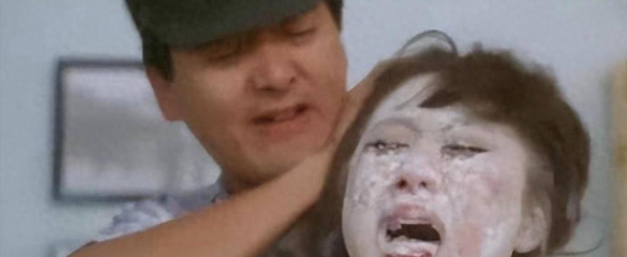 68岁周润发突然昏迷，却不见妻子陪同，网友的反应：“自作自受”