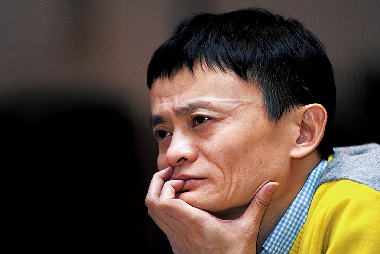 比伯|洪金宝谈《功守道》：没人是看马云面子去演，吴京马云差点翻脸