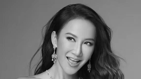 李玟墓地照曝光！蓝色与粉色交相辉映，纪念展时间长达7个月