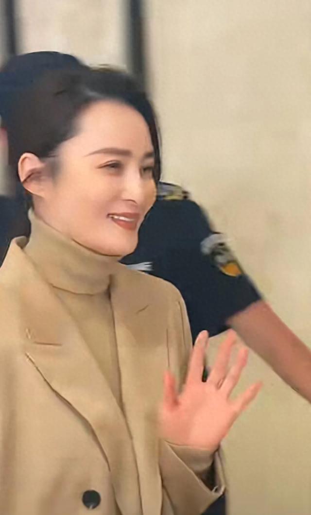 “四大美女”之一蒋勤勤，久违现身某活动，真美怪不得陈建斌喜欢
