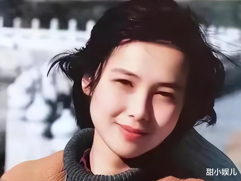 蒋雯丽|从实力影后到“放飞自我”,57岁的蒋雯丽,活成了一个“笑柄”