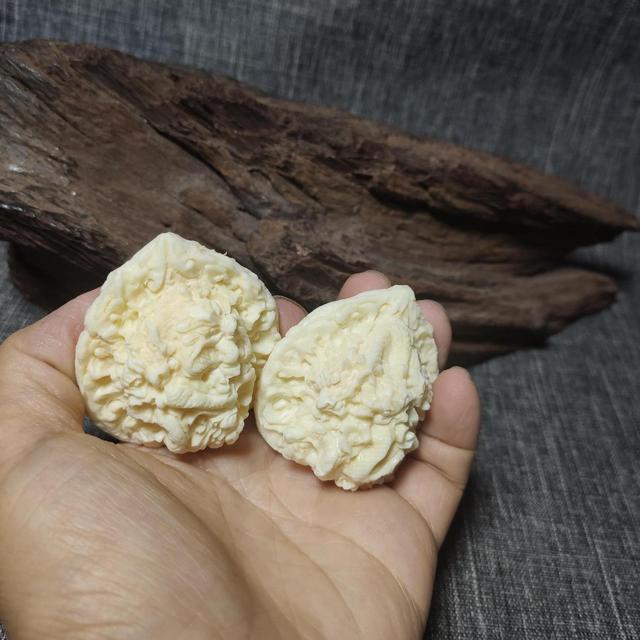 退休|“大汗手”有救了，盘这7种文玩手串，包浆又红又润！