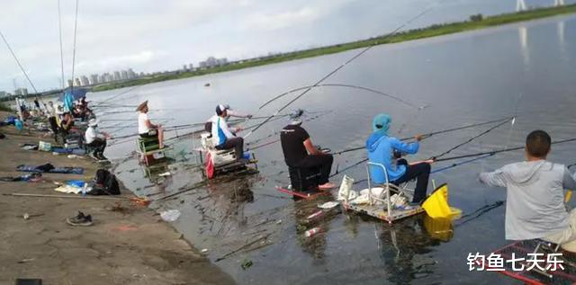 别人连杆自己却成“观漂大师”!想钓大鱼不妨试试这些聚鱼的方法