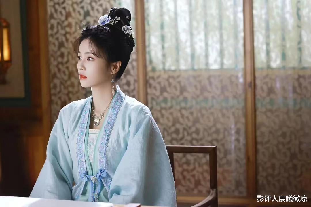 女演员的长相真的很重要,35岁景甜与29岁白鹿对比,差距一目了然