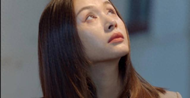 两大卫视今晚开播！37集都市大剧来袭，邓婕出山，这剧熬夜也要追