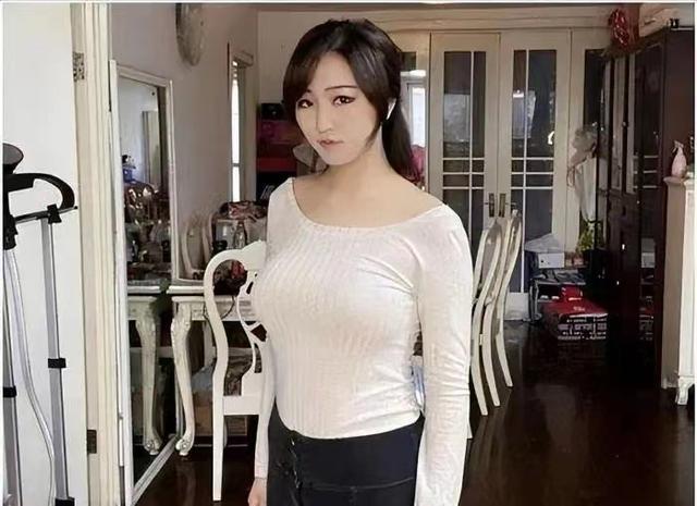 替身演员沈樵,曾给杨幂做替身,转行做网红,被拘留25天