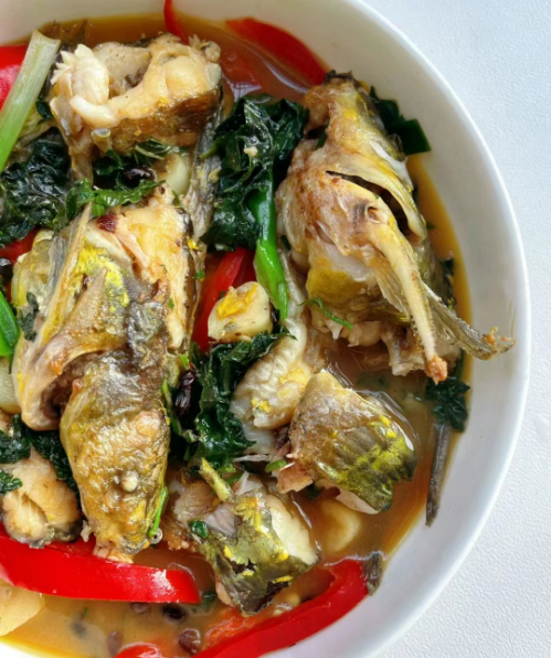 黄骨鱼|深秋时节,多给家人吃这菜,鱼肉鲜嫩,汤汁浓郁,别不懂吃