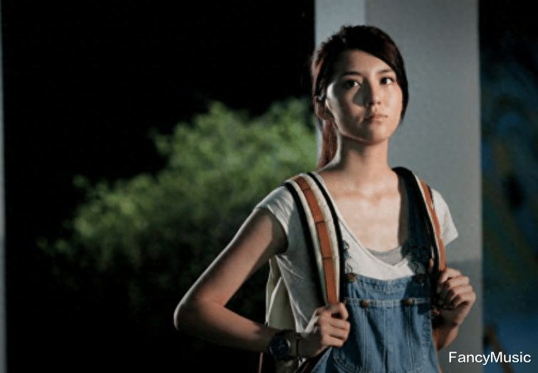 吴千语和施伯雄办婚礼,让人看到豪门阔太背后的曲折