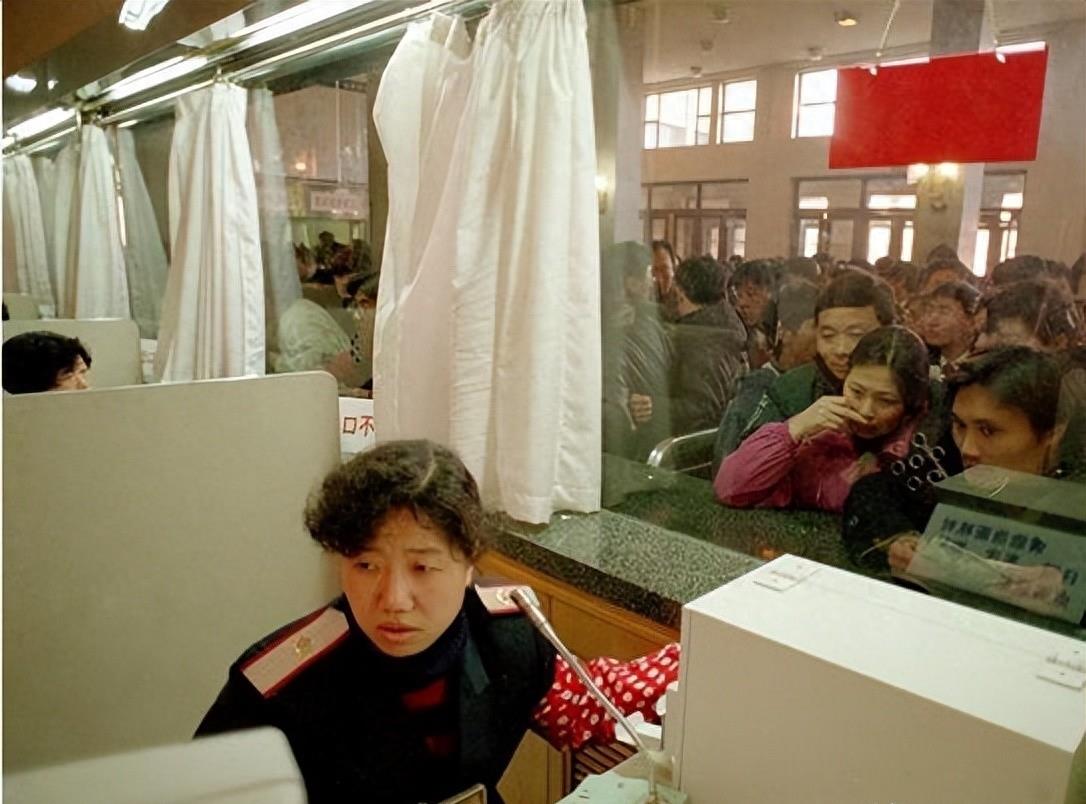 七八十年代的“铁饭碗”,当时人人追捧,如今已沦为社会底层职业