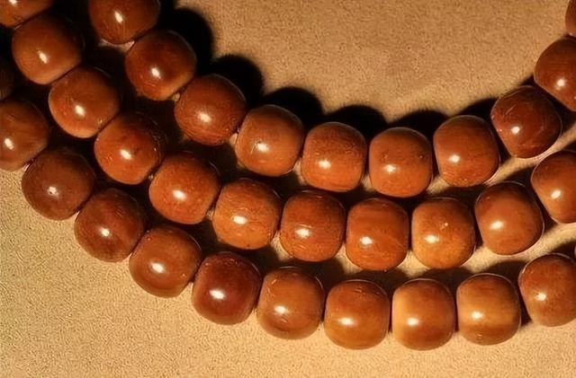 沉香木|这些能出玻璃底的玩物,你有几件?