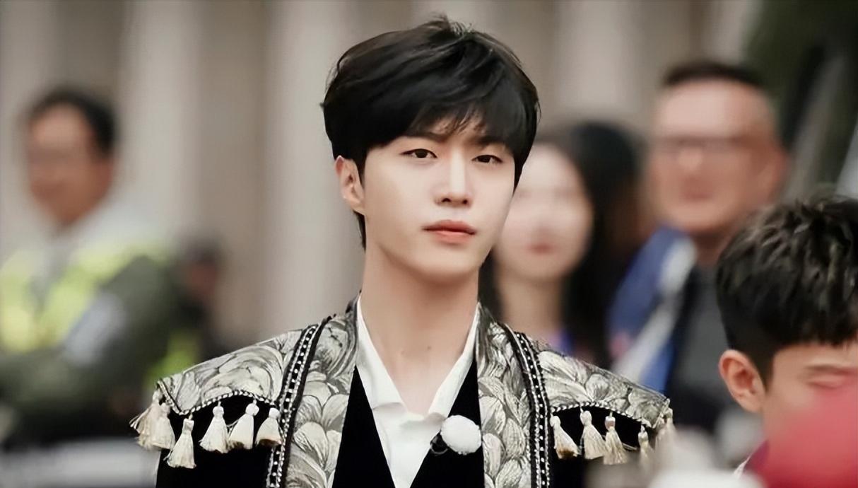 奔跑吧兄弟|蔡徐坤退出又怎样?《跑男》照样笑傲收视榜首:哪有什么不可替代