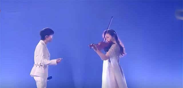 周深|周深,凭什么参加那么多跨年舞台?