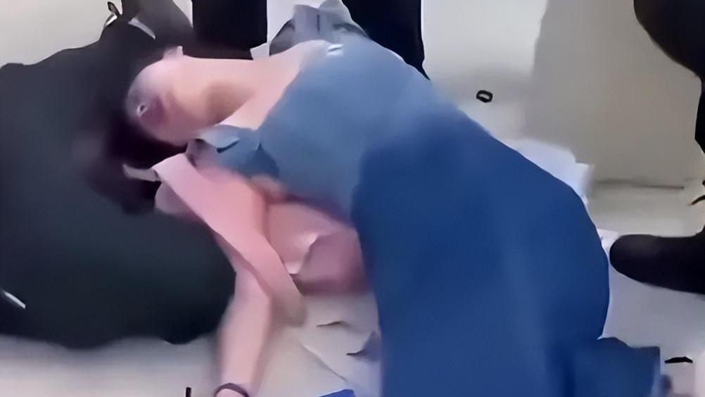 TFBOYS演唱会落幕，80%的人选择昧良心，这样的心寒很少见！