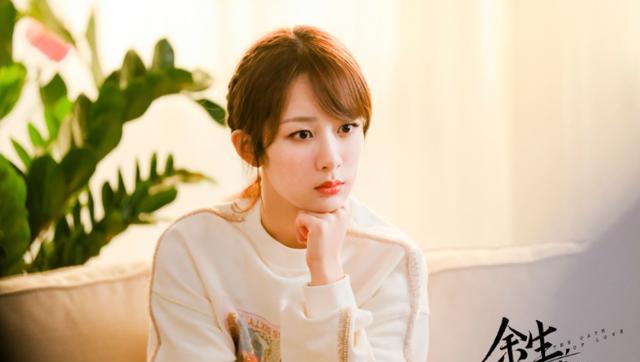 肖战|微博之夜11人海报,邓超无C位,肖战镶边,热巴杨紫排位引争议