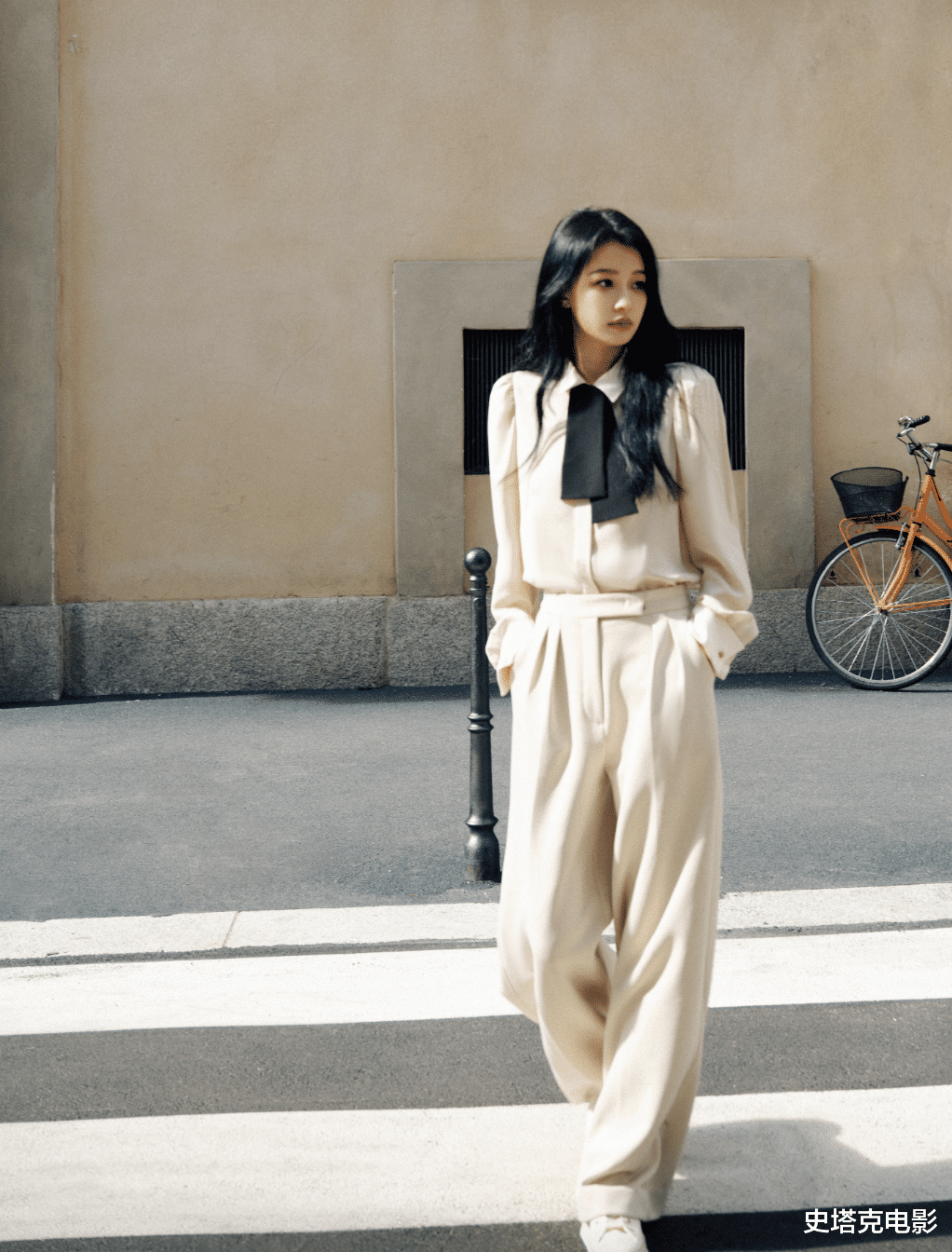 米兰大咖不少：倪妮气场十足，张雨绮真敢穿，但张柏芝这次完胜