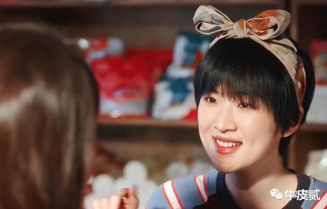 表面是艺人,实际上家世显赫的4位女星,个个根正苗红没人敢惹