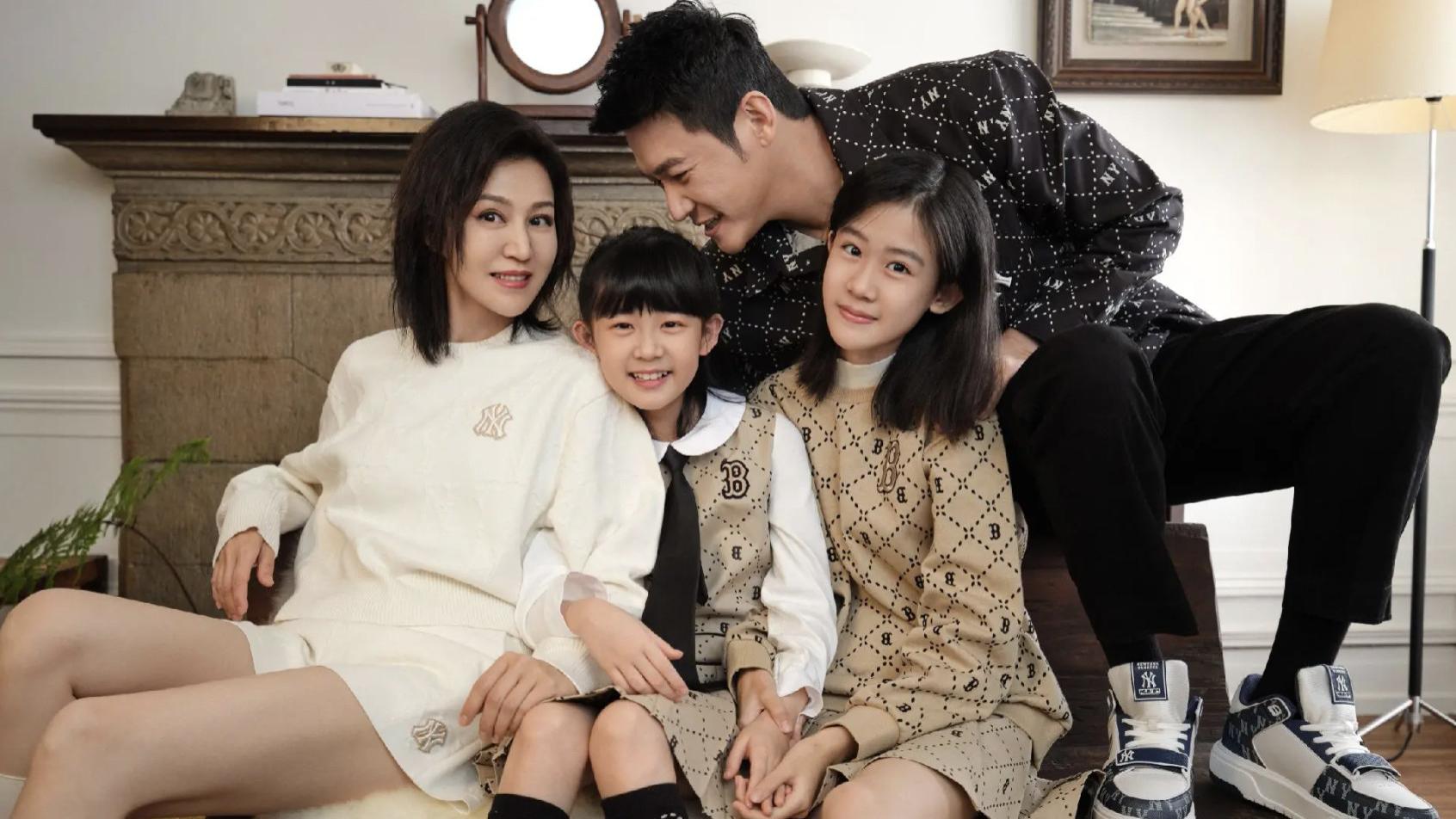 陆毅|陆毅晒一家四口元宵写真，14岁贝儿画风成熟，母女三人齐秀大长腿！